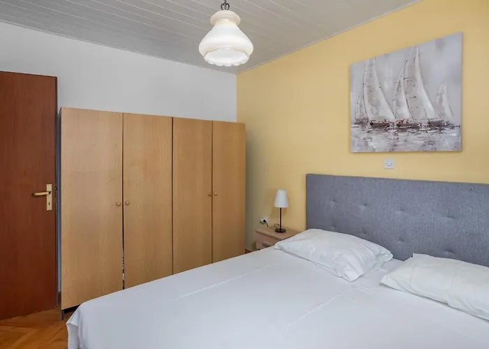 Cozy In Barbat-rab Daire