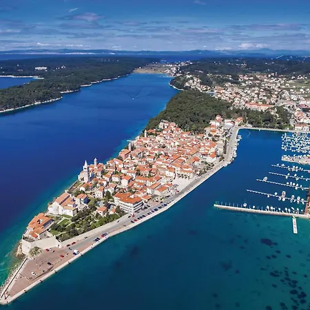 Cozy In Barbat-rab With House Sea View Διαμέρισμα