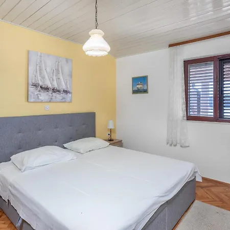 Cozy In Barbat-rab With House Sea View Διαμέρισμα